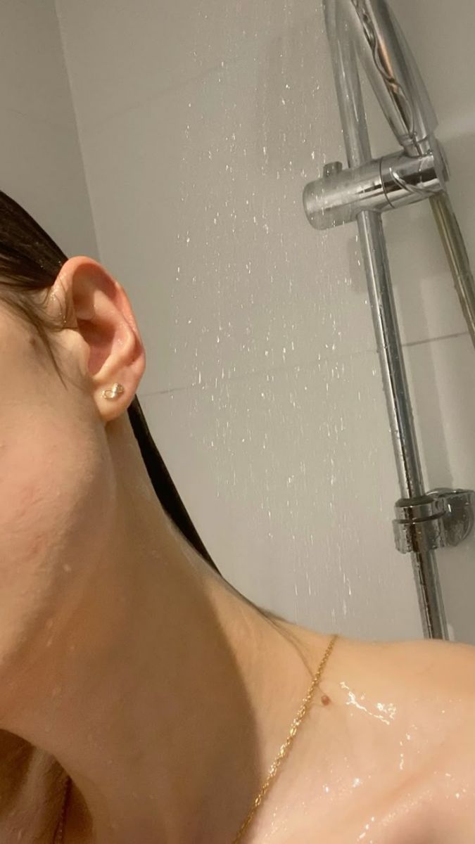 Không tắm nước nóng sau wax