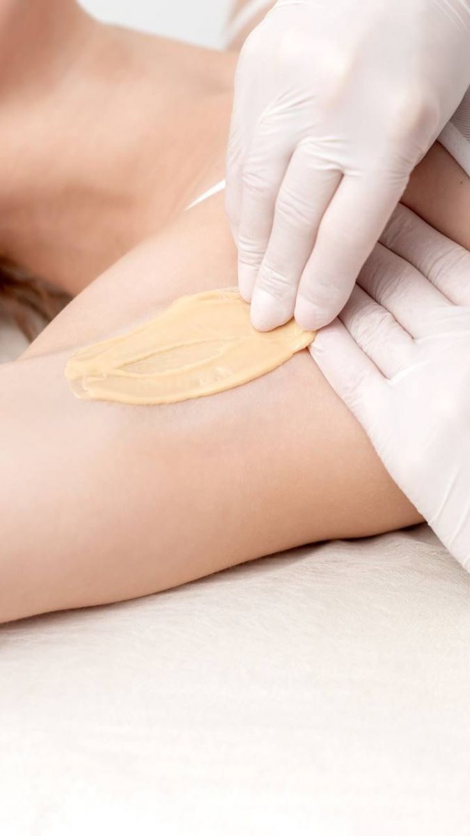 Giật sáp sai hướng dẫn đến lông đứt ngang