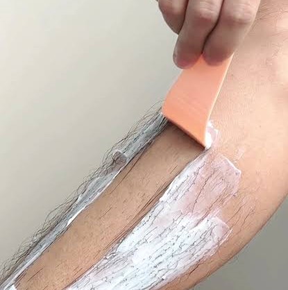 Sử dụng kem tẩy lông ở chân